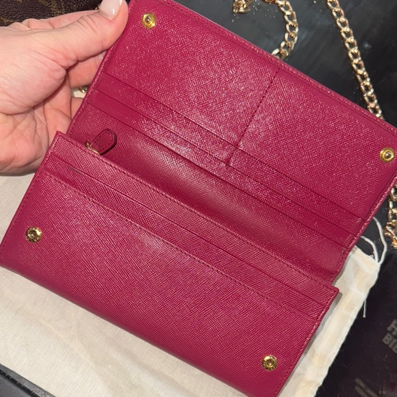 Prada Pink Leather Women\'s Bag